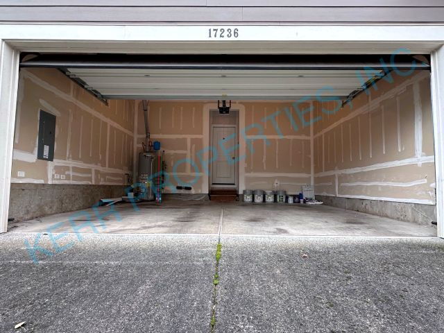 Building Photo - 17236 SE Biscayne St