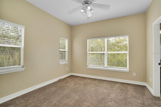 Building Photo - 7100 Sunset Way