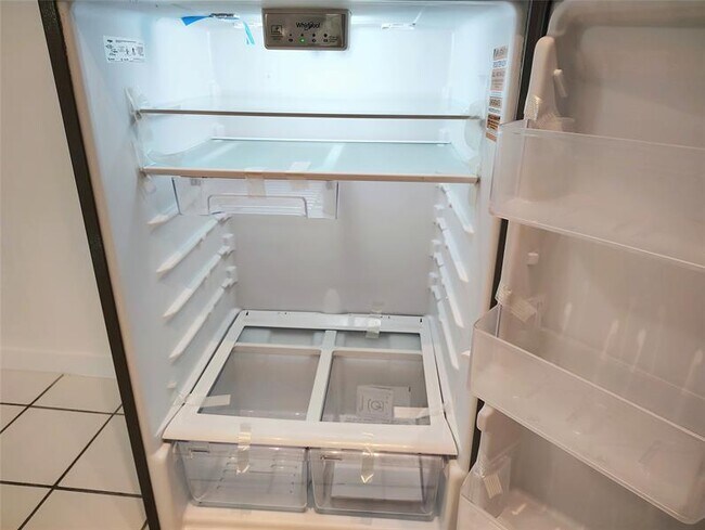 Building Photo - 5590 NW 61st St