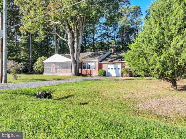 Building Photo - 7612 Sherwood Rd