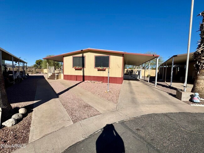 Building Photo - 10220 E Apache Trail