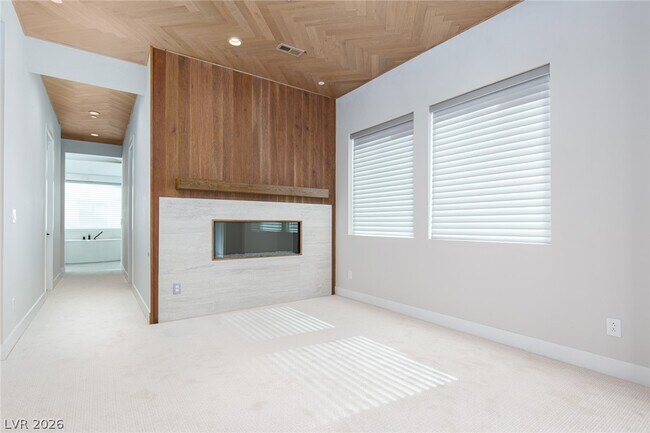 Building Photo - 10797 Canyon Bloom Dr