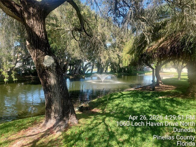 Building Photo - 1064 Loch Haven Dr N