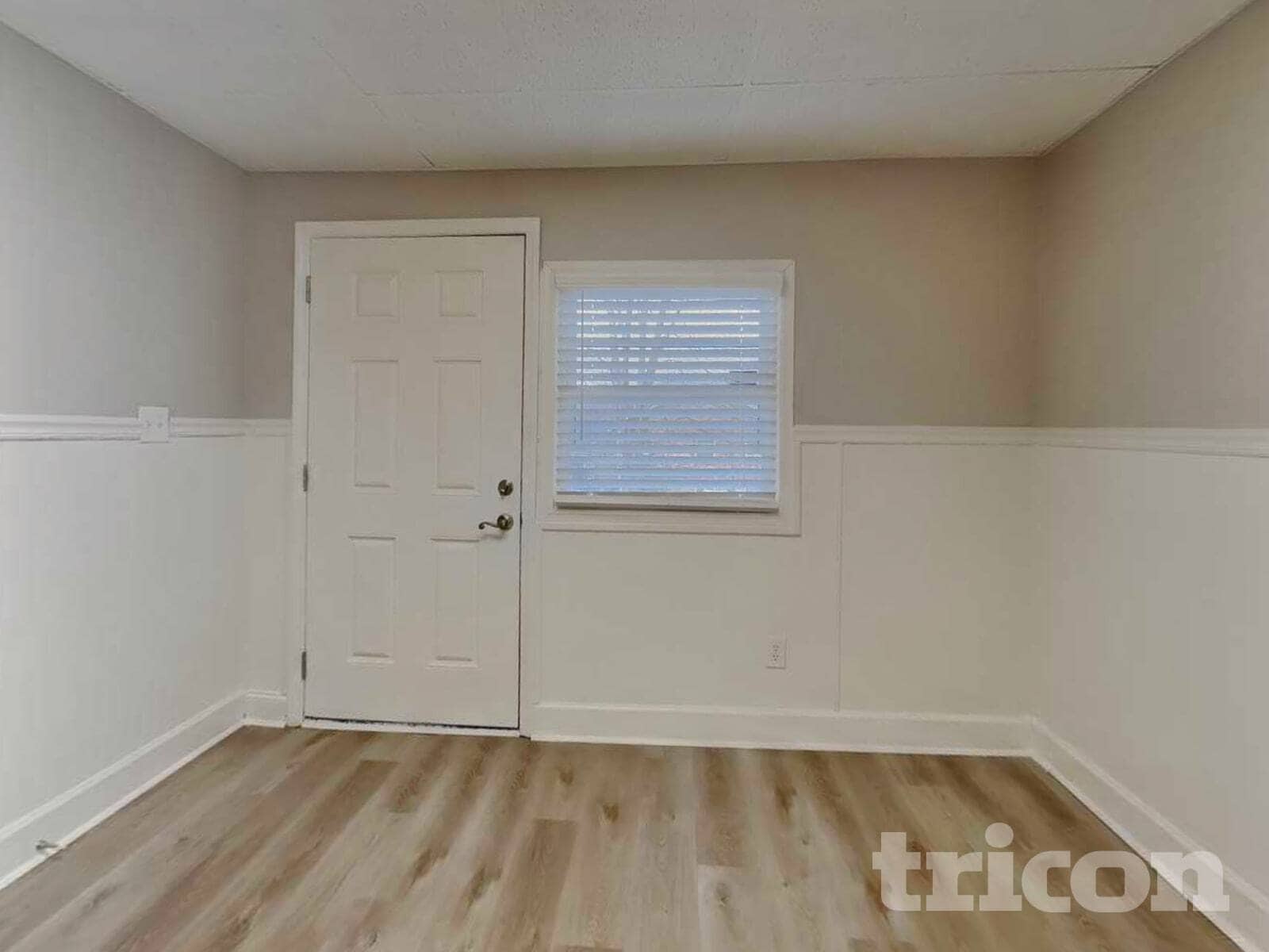 Building Photo - 1645 Ginger Dr