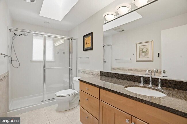 Building Photo - 6614 Corina Ct