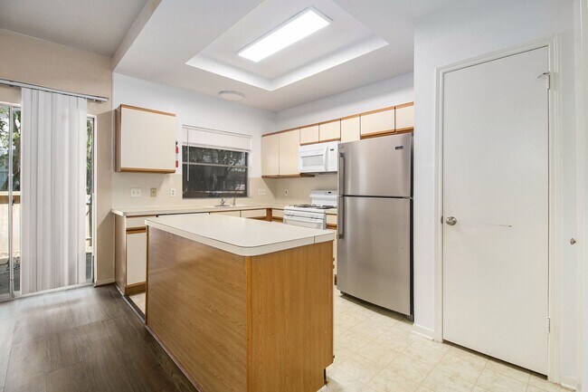 Building Photo - 2930 Williams Grant