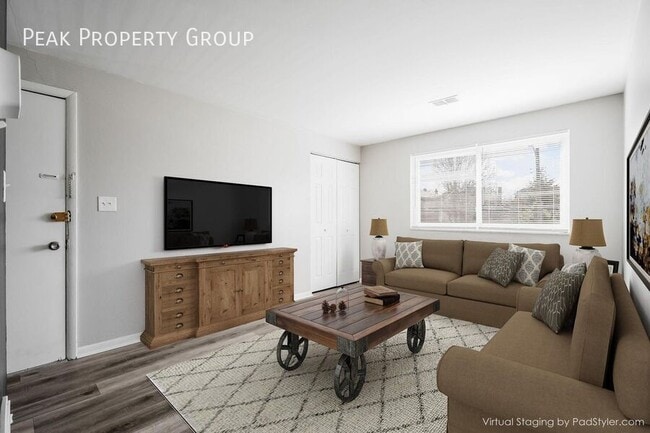 Building Photo - 474 Elsmere St