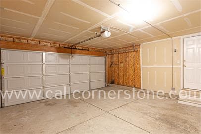Building Photo - 5861 Maroon Way