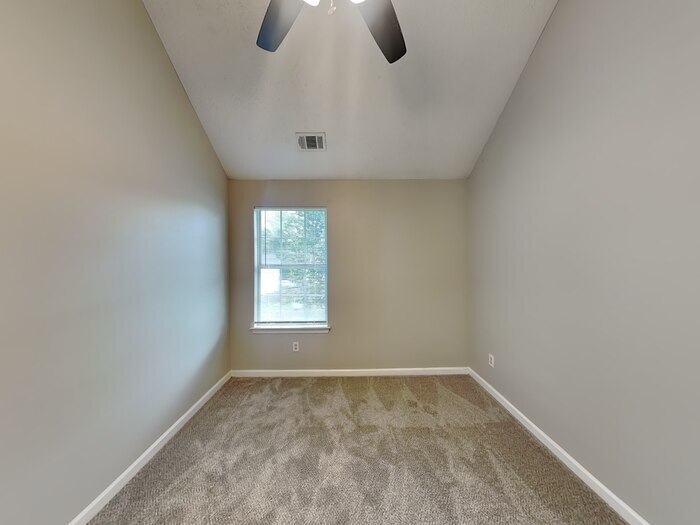 Building Photo - 2340 Brookgate Way