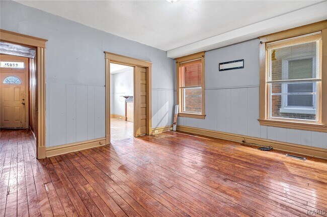 Building Photo - 2207 Angelica St