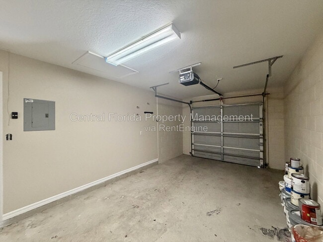 Building Photo - 939 Pecan St