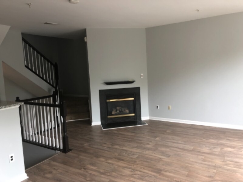 Building Photo - 14717 Hampshire Hall Ct