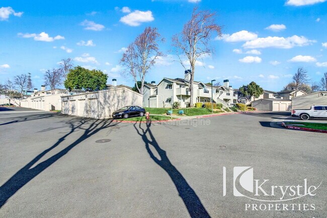 Building Photo - 1201 Glen Cove Pkwy