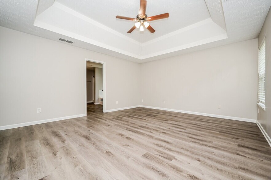 Building Photo - 223 Millstone Dr