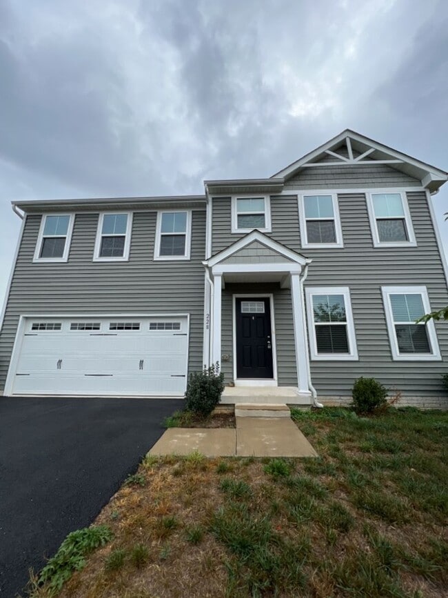 Primary Photo - 4 Bed, 2.5 Single Family Home in Bunker Hi...