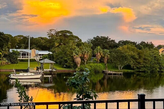 Building Photo - 873 Paddleboard Ct