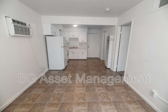 Building Photo - 1746 Kidder Ave