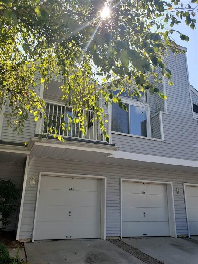 Building Photo - 137 Heather Croft