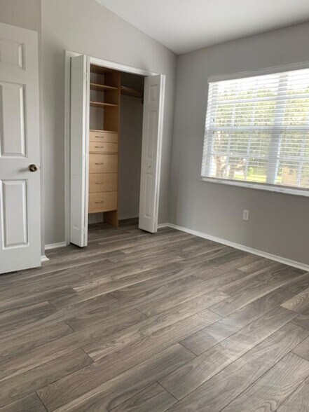 Building Photo - 12350 Berkeley Square Dr