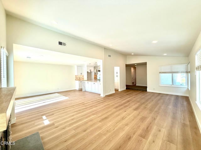 Building Photo - 532 Village Rd