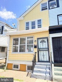 Building Photo - 1222 Genesee St