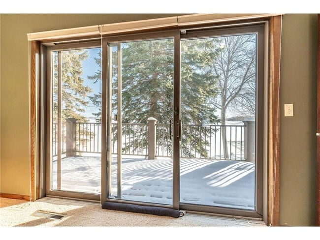 Building Photo - 17796 Cedar Park Loop