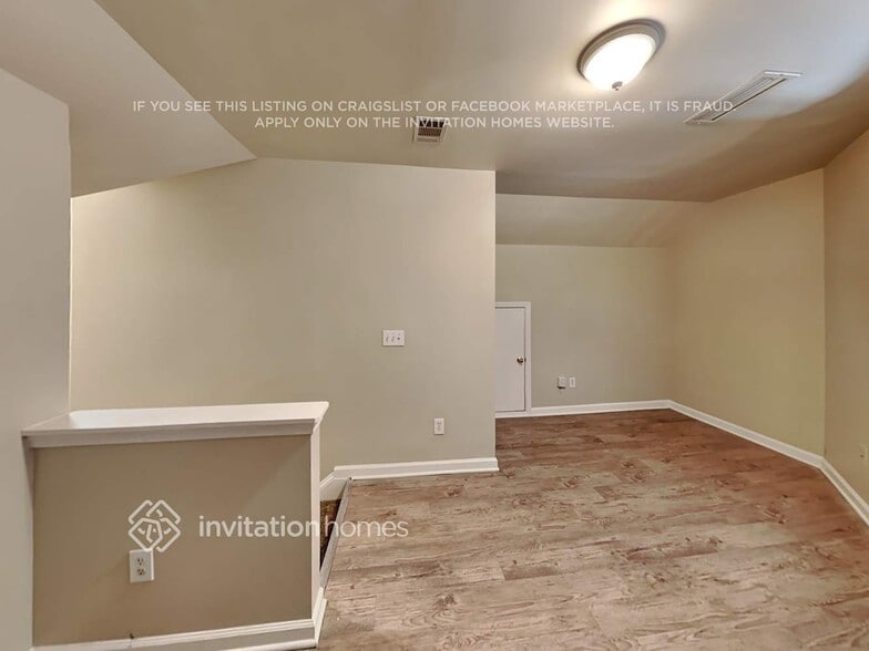 Building Photo - 467 Greyhawk Way