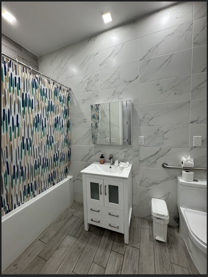 Unit 1F - 4 Whitman Ave