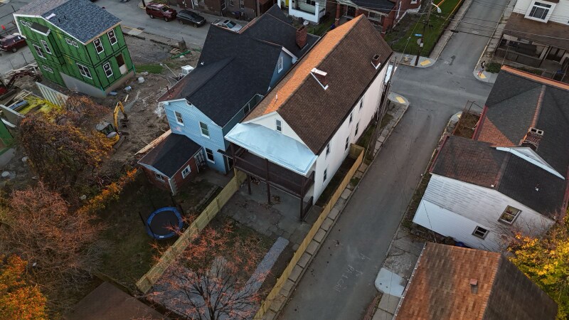 Building Photo - 26 Allen St