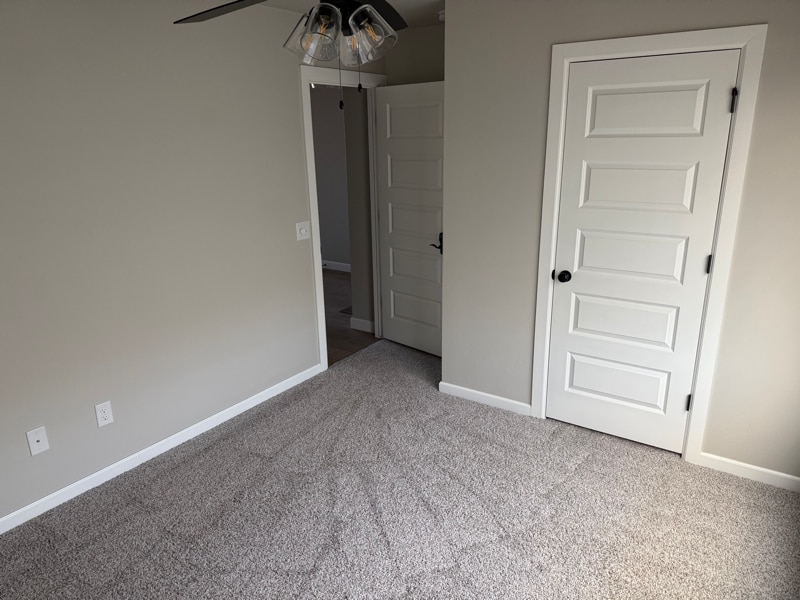 Building Photo - 6413 SE 84th St