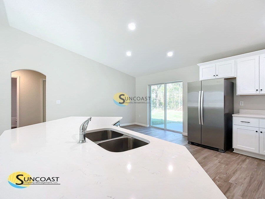 Building Photo - 15831 SW 34th Court Rd