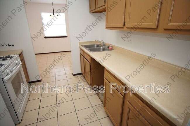 Building Photo - 11604 Gordon Bays Way
