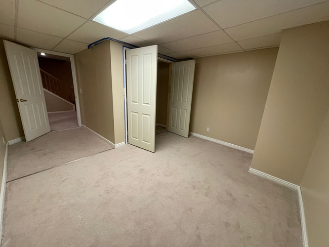 Building Photo - 279 Springridge Dr
