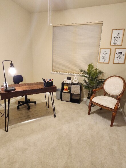 Building Photo - 1784 Sevilla Dr