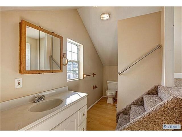 Building Photo - 9351 Russell St