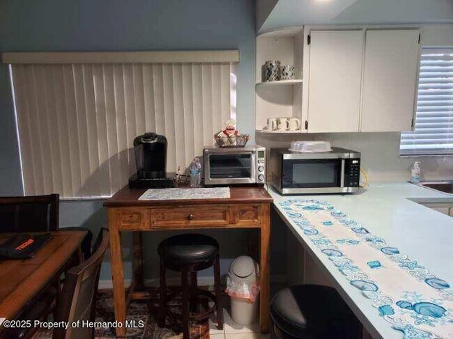 Building Photo - 6630 River Run Blvd