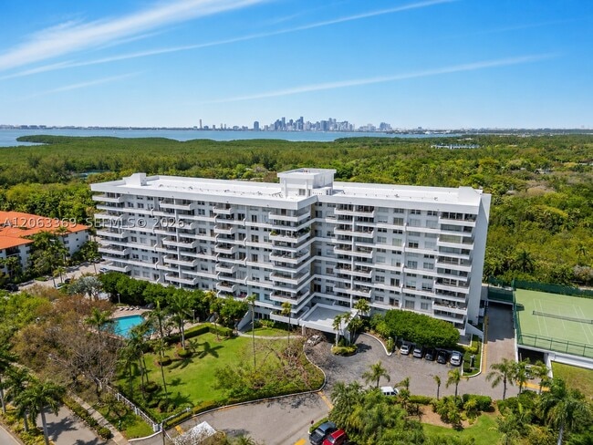 Building Photo - 155 Ocean Ln Dr