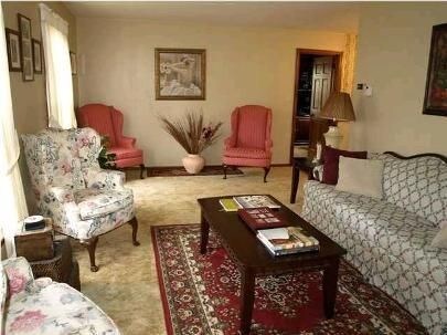 Building Photo - 1932 Houseman Ave NE