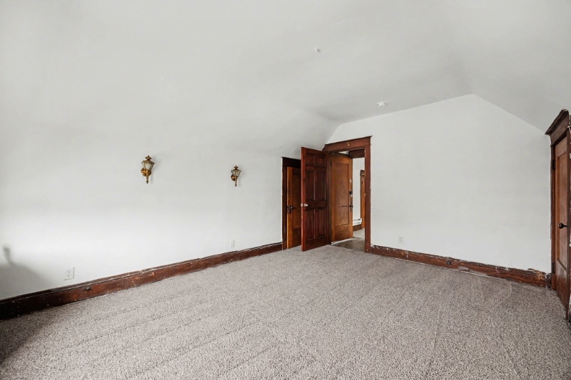 Building Photo - 37 Euclid St