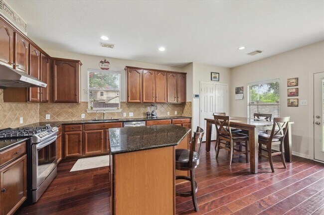 Building Photo - 5526 Wild Milberry Dr