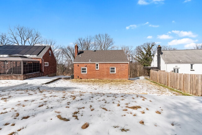 Building Photo - 4484 Scherling St