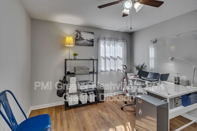 Building Photo - 1217 Shawnee Rd