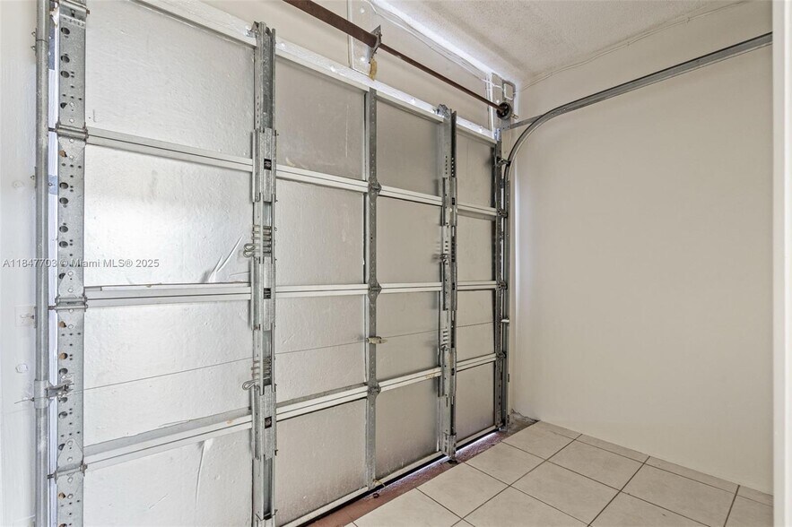 Building Photo - 14202 SW 151st Ct