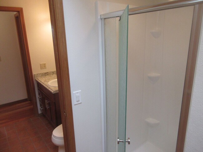 Building Photo - 3bd/2ba Renton Home