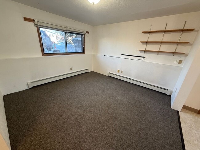 Building Photo - 524 N Klevin St