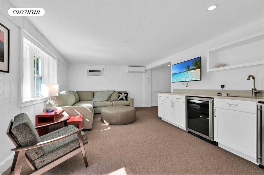 Building Photo - 94 Ridge Rd W