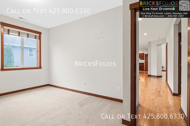 Building Photo - 4024 216th Pl SE