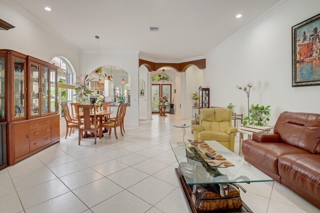 Building Photo - 6763 Rothschild Cir