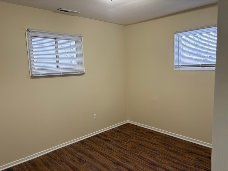 Bedroom 2 - 712 E 49th Ave