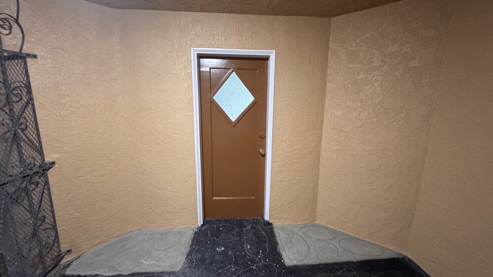 Building Photo - 126 Margaret Ave